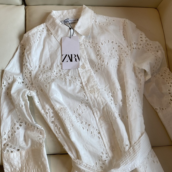 ZARA BELTED SHIRTDRESS SIZE
XL Midi dress Tied self belt embroidered eyelet  XS - Picture 13 of 17